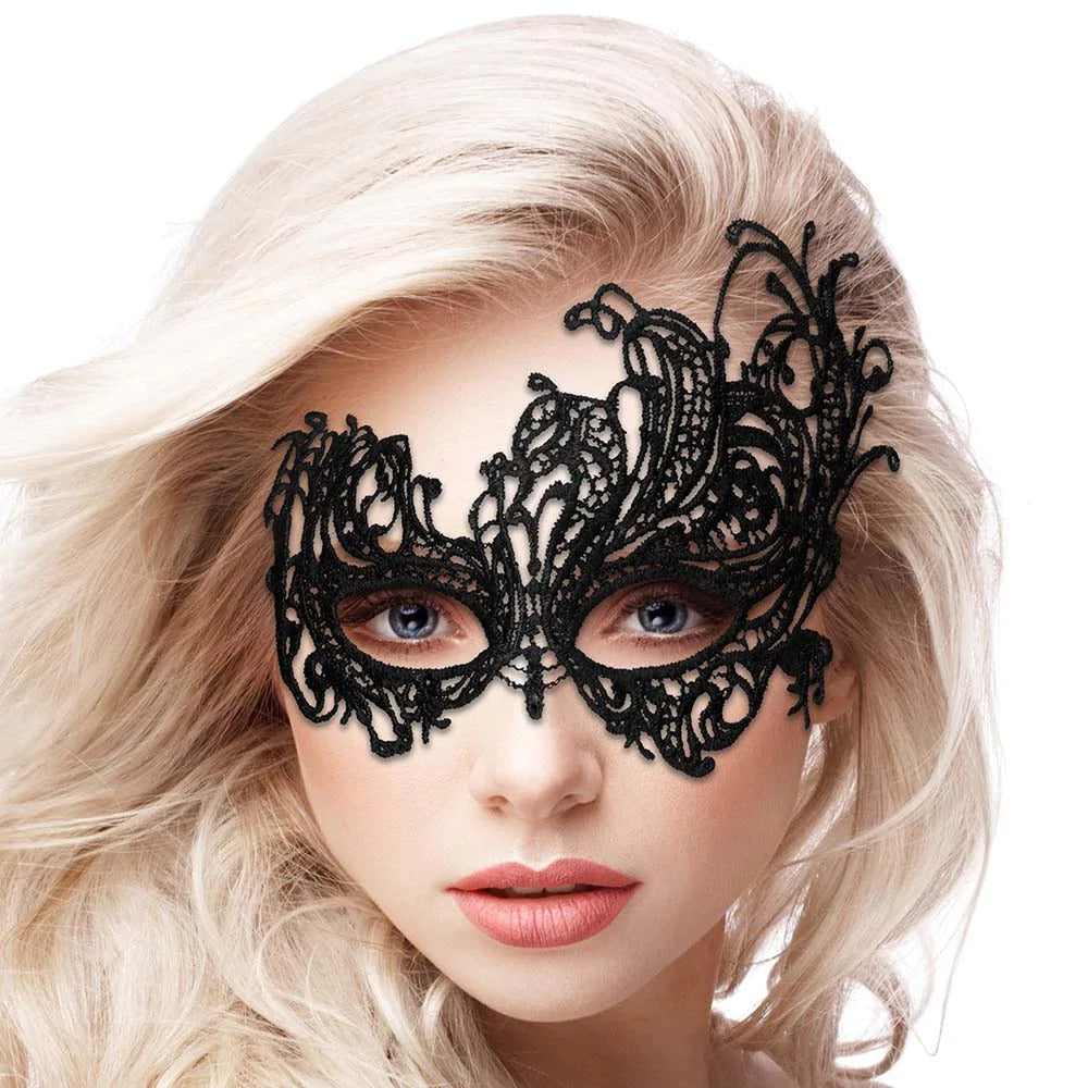 Ouch! Royal Lace Mask